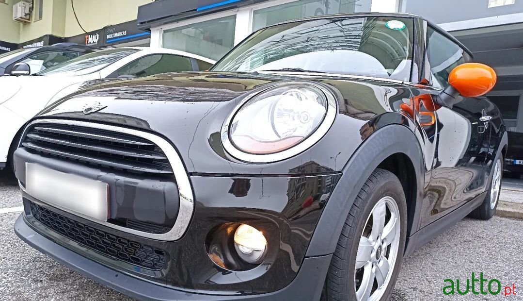 2017' MINI One photo #2