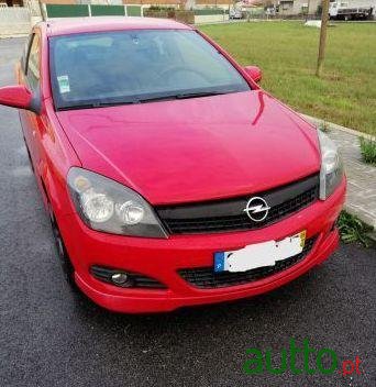 2008' Opel Astra Gtc photo #2