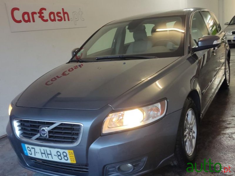 2009' Volvo V50 photo #2