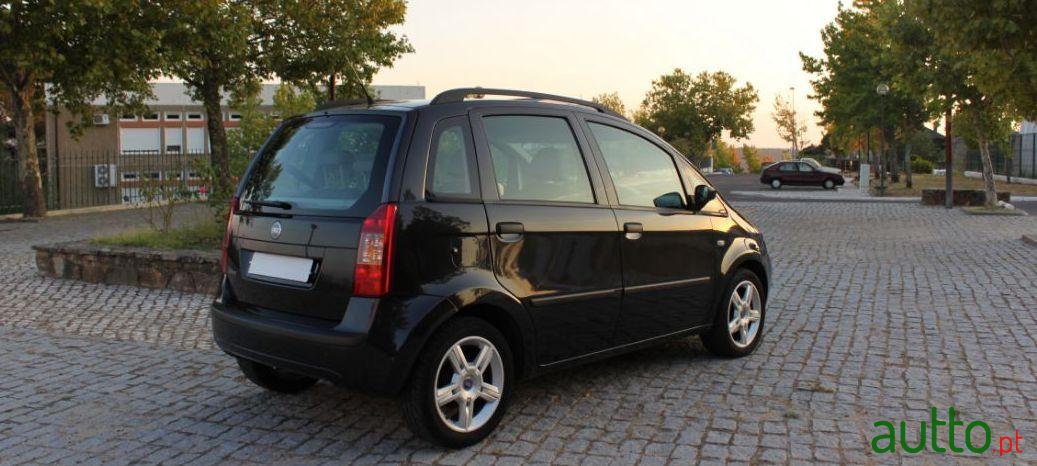 2005' Fiat Idea photo #2