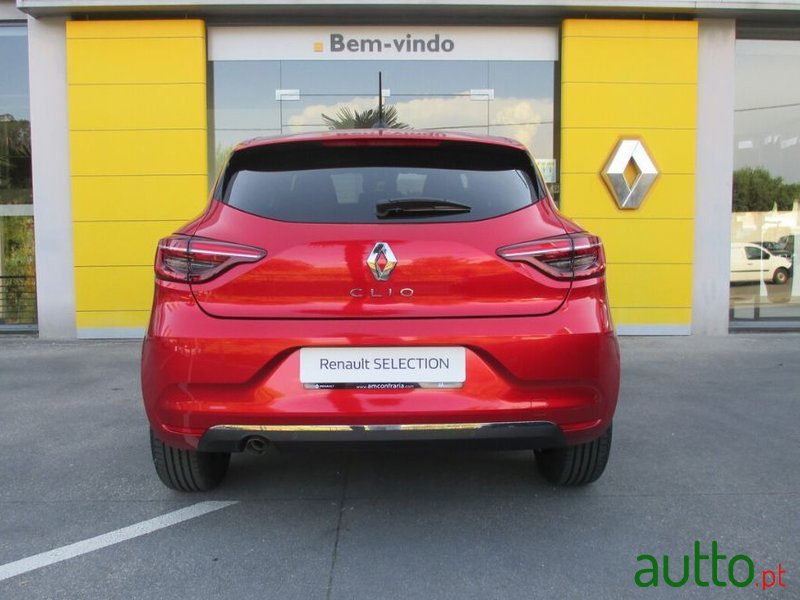 2021' Renault Clio photo #6