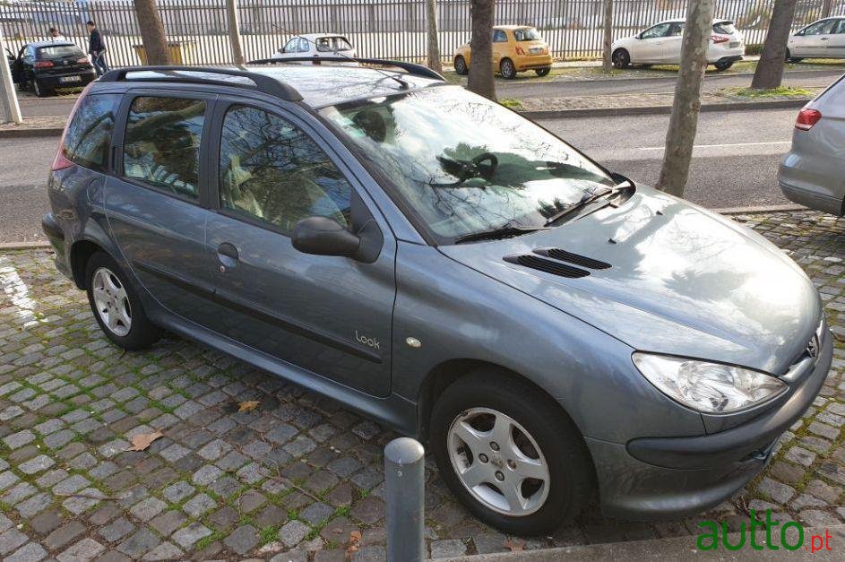 2005' Peugeot 206 Sw photo #3