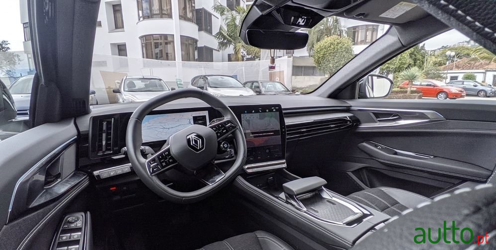 2024' Renault Austral photo #3