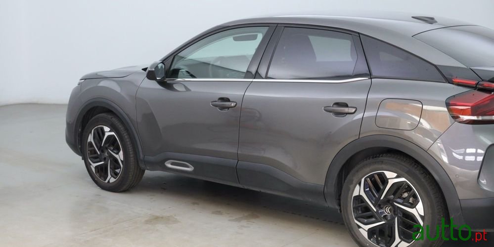 2022' Citroen C4 photo #2