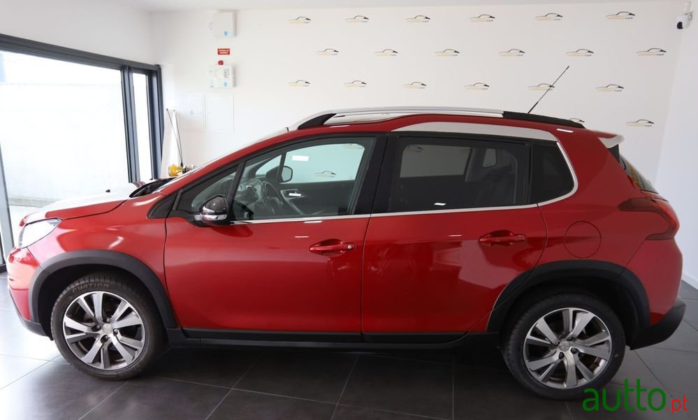 2017' Peugeot 2008 1.6 Bluehdi Allure photo #3