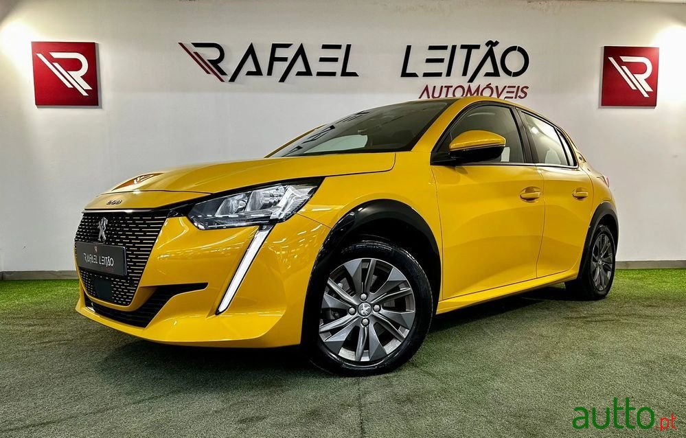 2020' Peugeot e-208 Allure photo #1