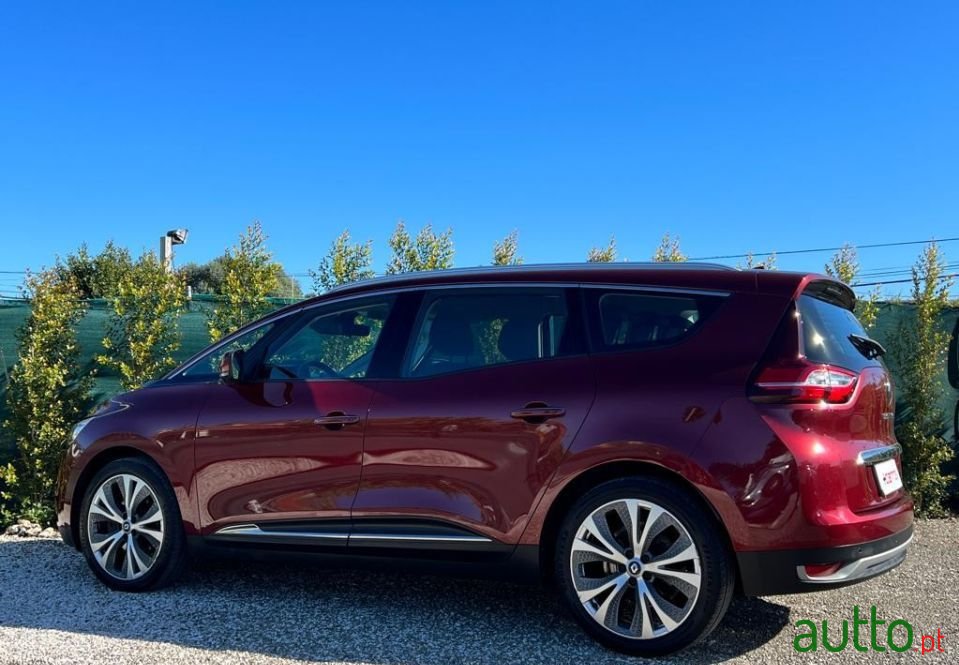 2017' Renault Grand-Scenic photo #3
