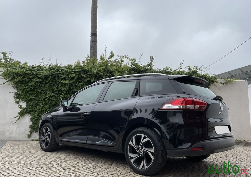 2015' Renault Clio Break photo #3