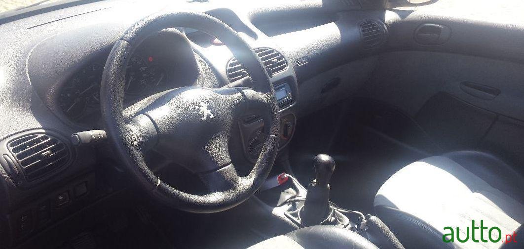 2000' Peugeot 206 Xs photo #1