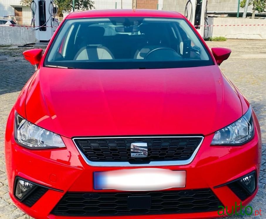 2020' SEAT Ibiza 1.0 Tgi Style photo #2