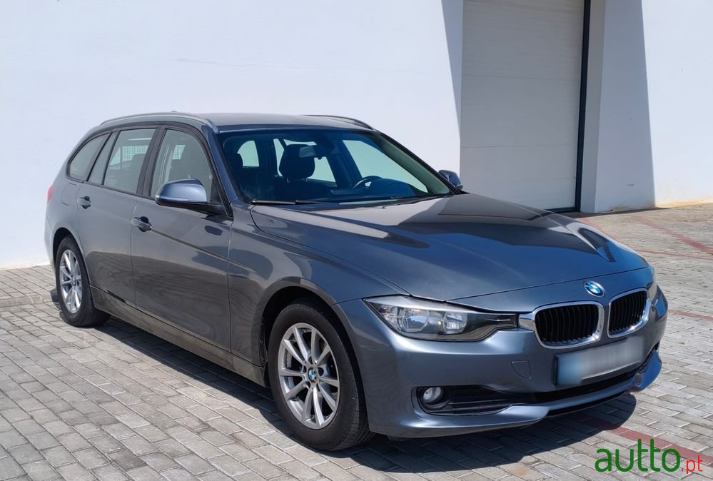 2013' BMW Série 3 D Line Modern photo #3