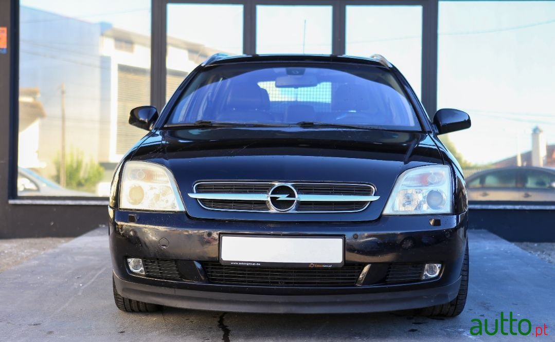 2004' Opel Vectra Caravan photo #2