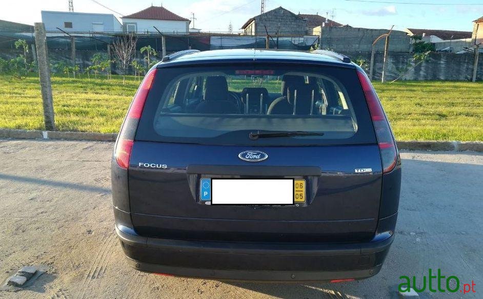 2006' Ford Focus Sw photo #1