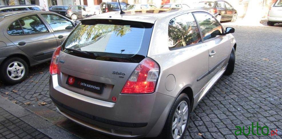 2002' Fiat Stilo 1.6 Dynamic photo #1