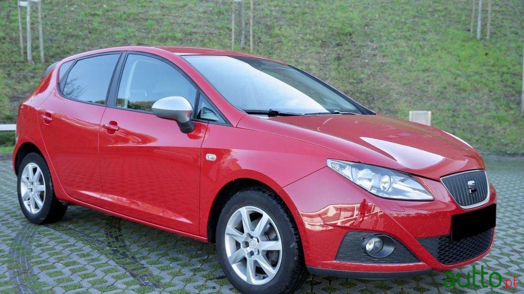 2012' SEAT Ibiza 1.2 Tdi Sport Elegance photo #2