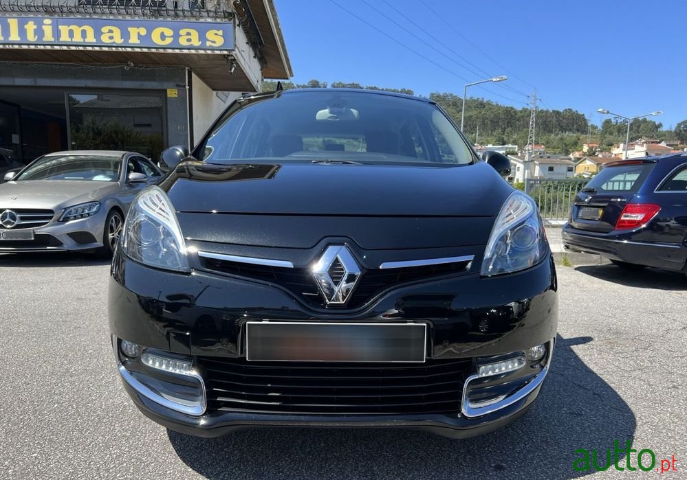 2016' Renault Scenic photo #2