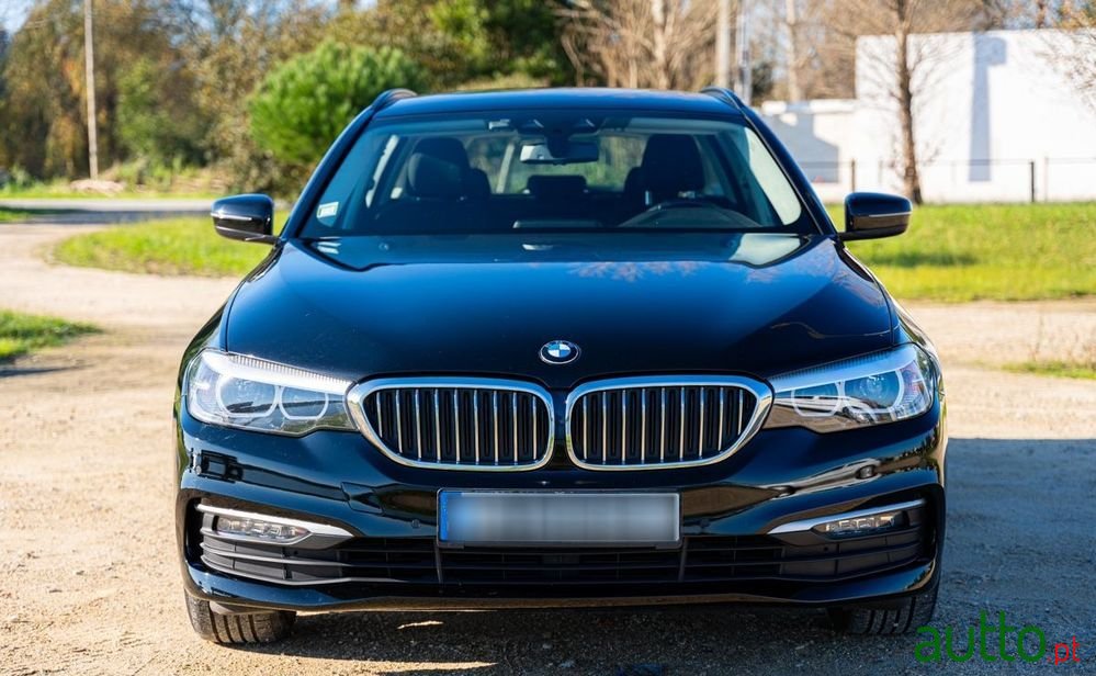2020' BMW 520 D Auto photo #5