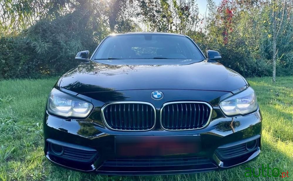 2017' BMW Série 1 D Efficientdynamics photo #5