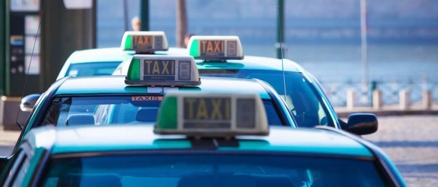 Governo vai apoiar troca de táxis a combustão por elétricos