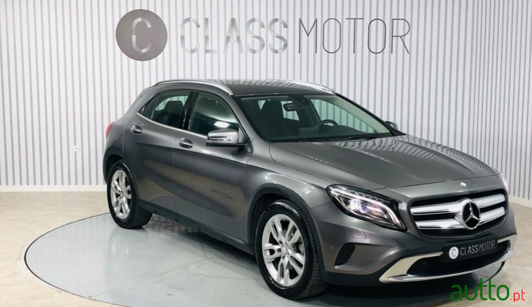 2015' Mercedes-Benz Gla-180 photo #3