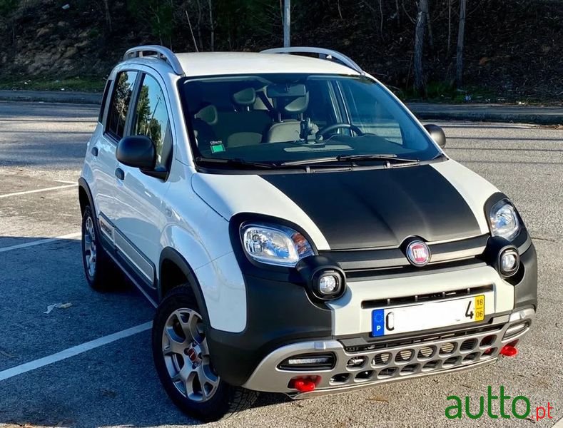 2018' Fiat Panda photo #2