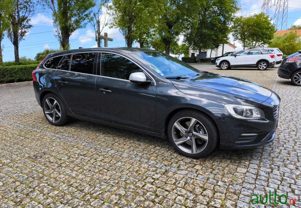 2015' Volvo V60 photo #3