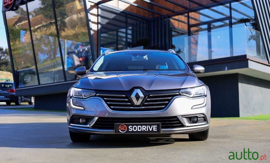 2017' Renault Talisman photo #5