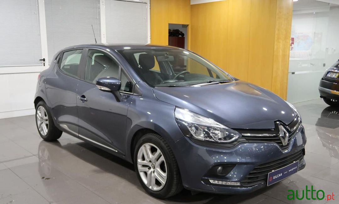 2018' Renault Clio photo #2