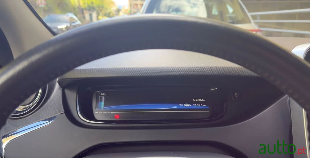 2017' Renault Zoe photo #6