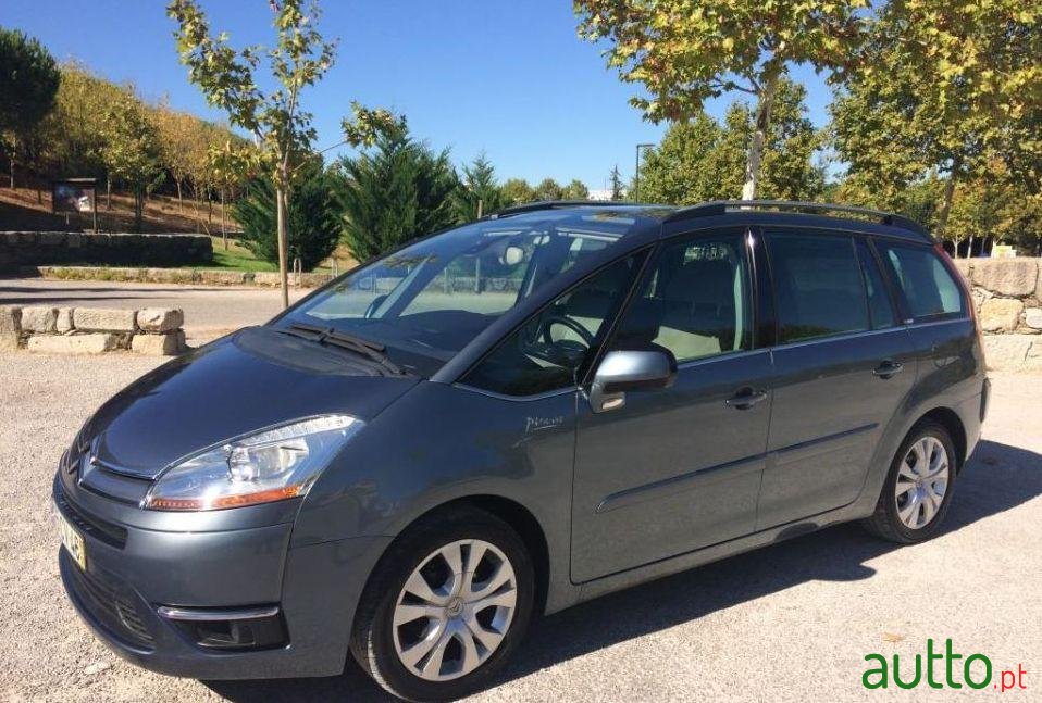 2007' Citroen C4 Grand Picasso photo #1