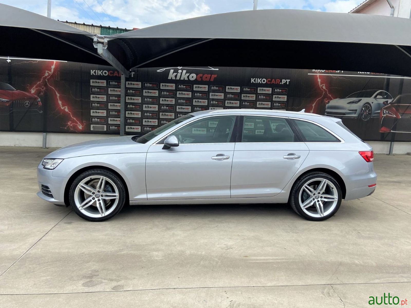 2016' Audi A4 Avant photo #4