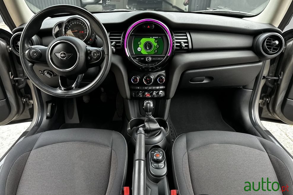 2018' MINI One photo #5