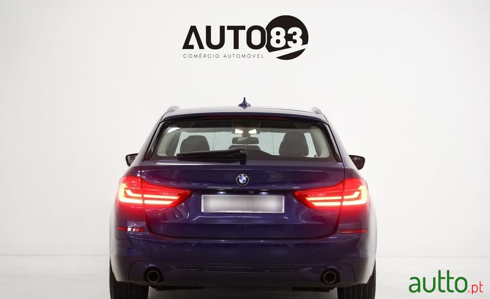 2017' BMW Série 5 photo #4