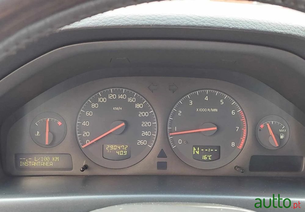 1999' Volvo S80 photo #6