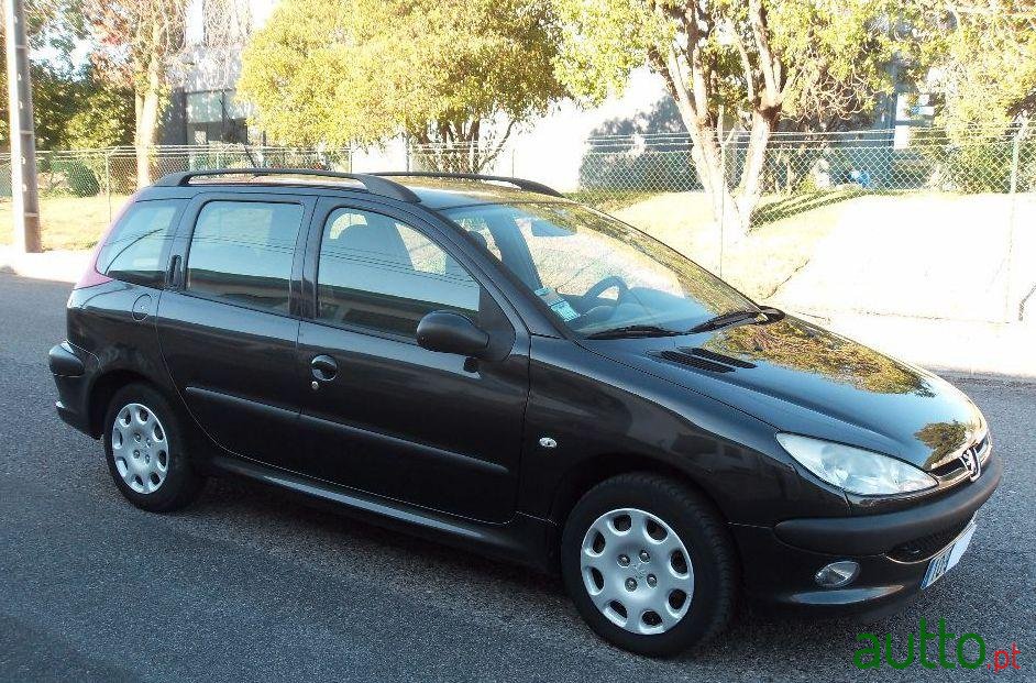2006' Peugeot 206 Sw photo #1