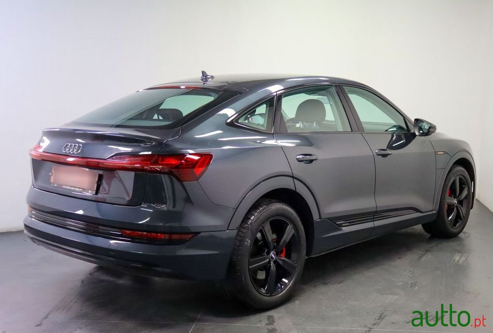 2021' Audi e-tron Sportback photo #3