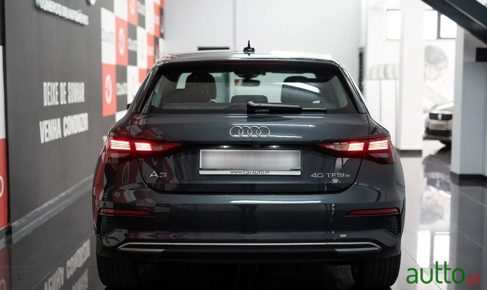 2022' Audi A3 Sportback photo #4