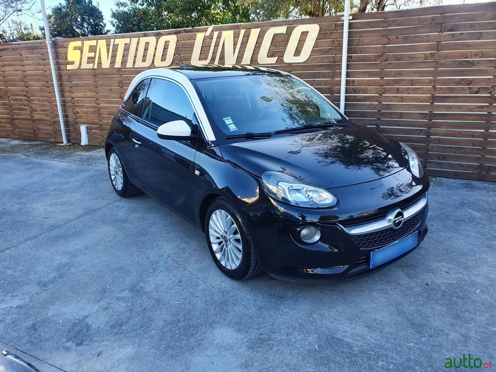 2017' Opel Adam photo #2