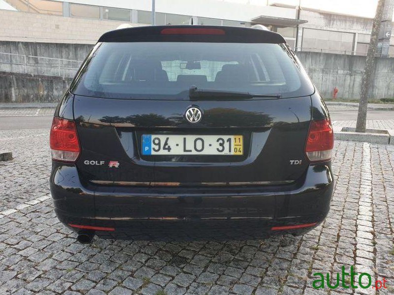 2011' Volkswagen Golf Variant photo #2