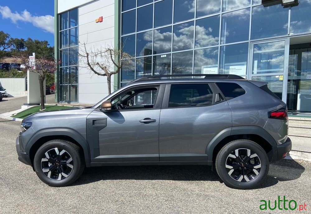 2024' Dacia Duster photo #4