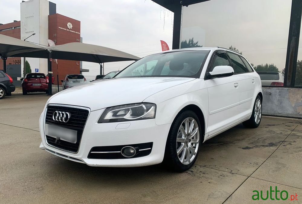 2012' Audi A3 Sportback photo #3