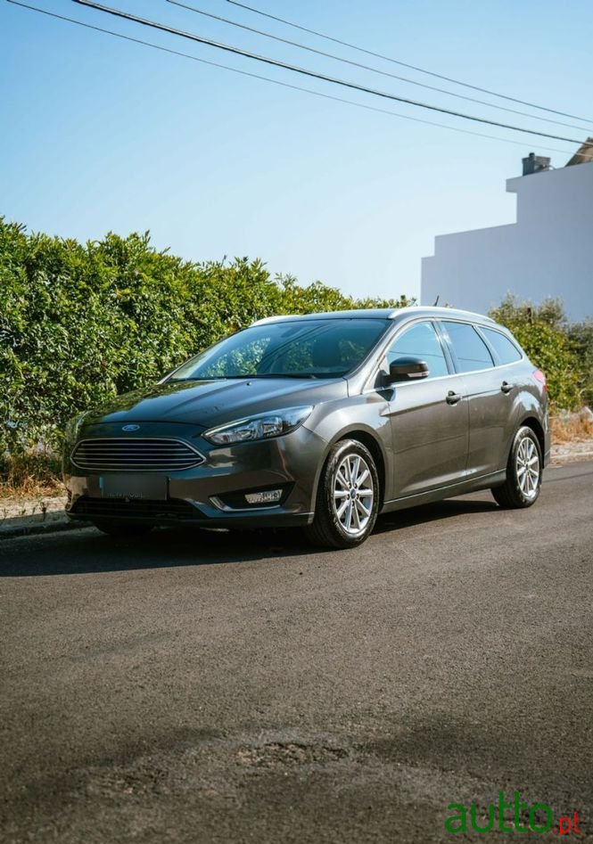 2018' Ford Focus photo #6