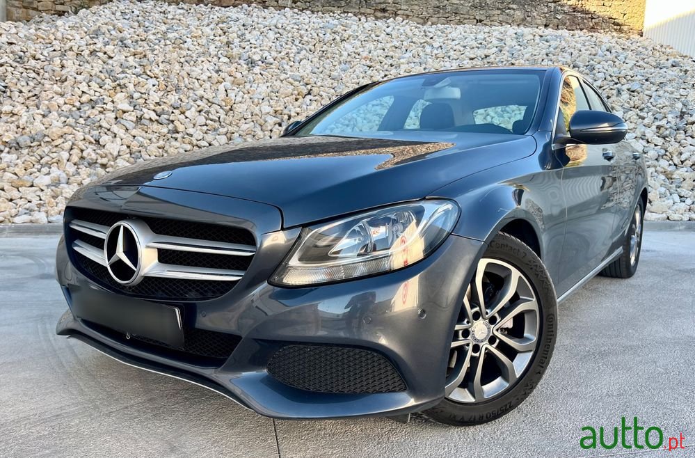 2016' Mercedes-Benz Classe C D Avantgarde photo #3