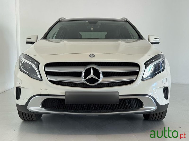 2015' Mercedes-Benz Classe Gla photo #6