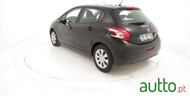 2013' Peugeot 208 1.2 Vti Access photo #2