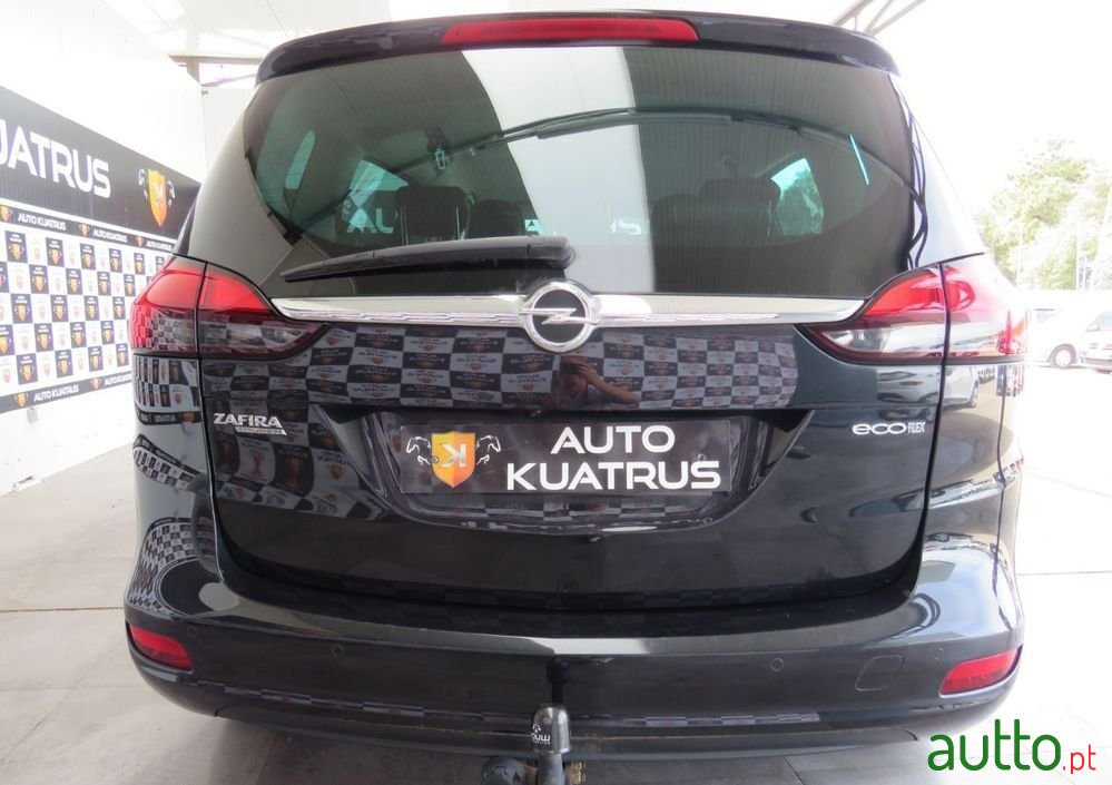 2015' Opel Zafira photo #4