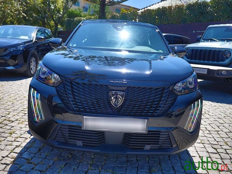 2024' Peugeot 2008 1.2 Puretech Active photo #4