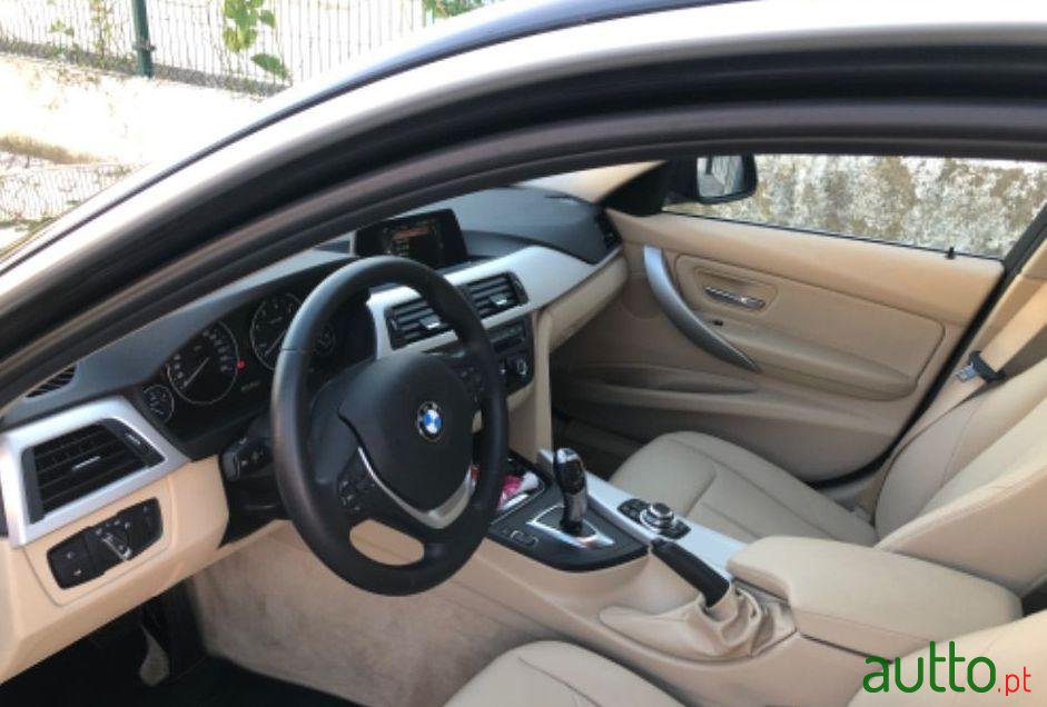 2015' BMW 320 Ed photo #1