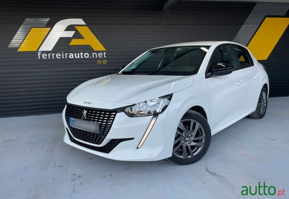 2022' Peugeot 208 photo #3