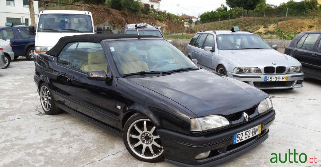 1992' Renault 19-Cabriolet Karman photo #1
